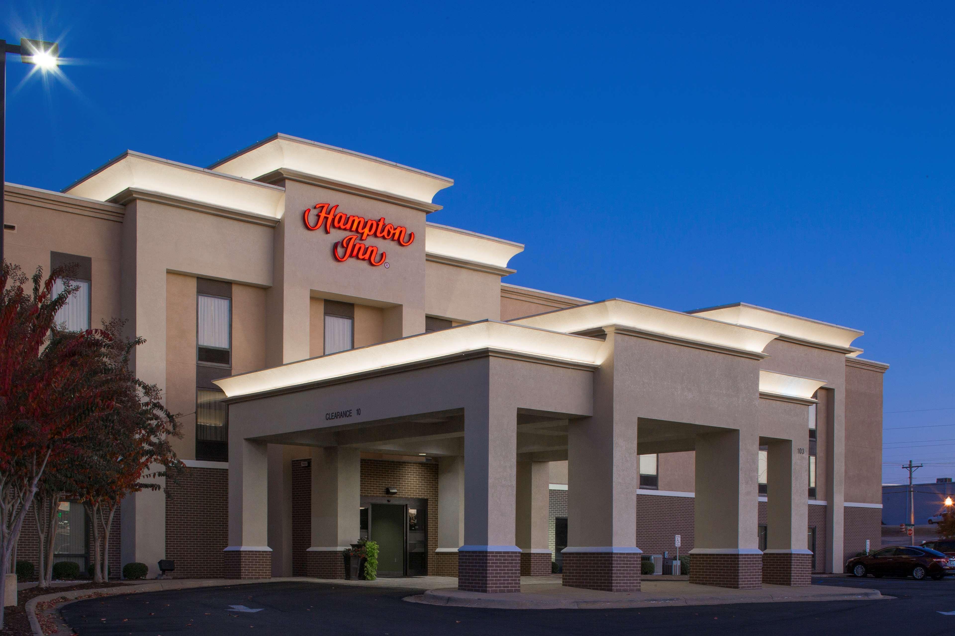 Hampton Inn Трой Экстерьер фото