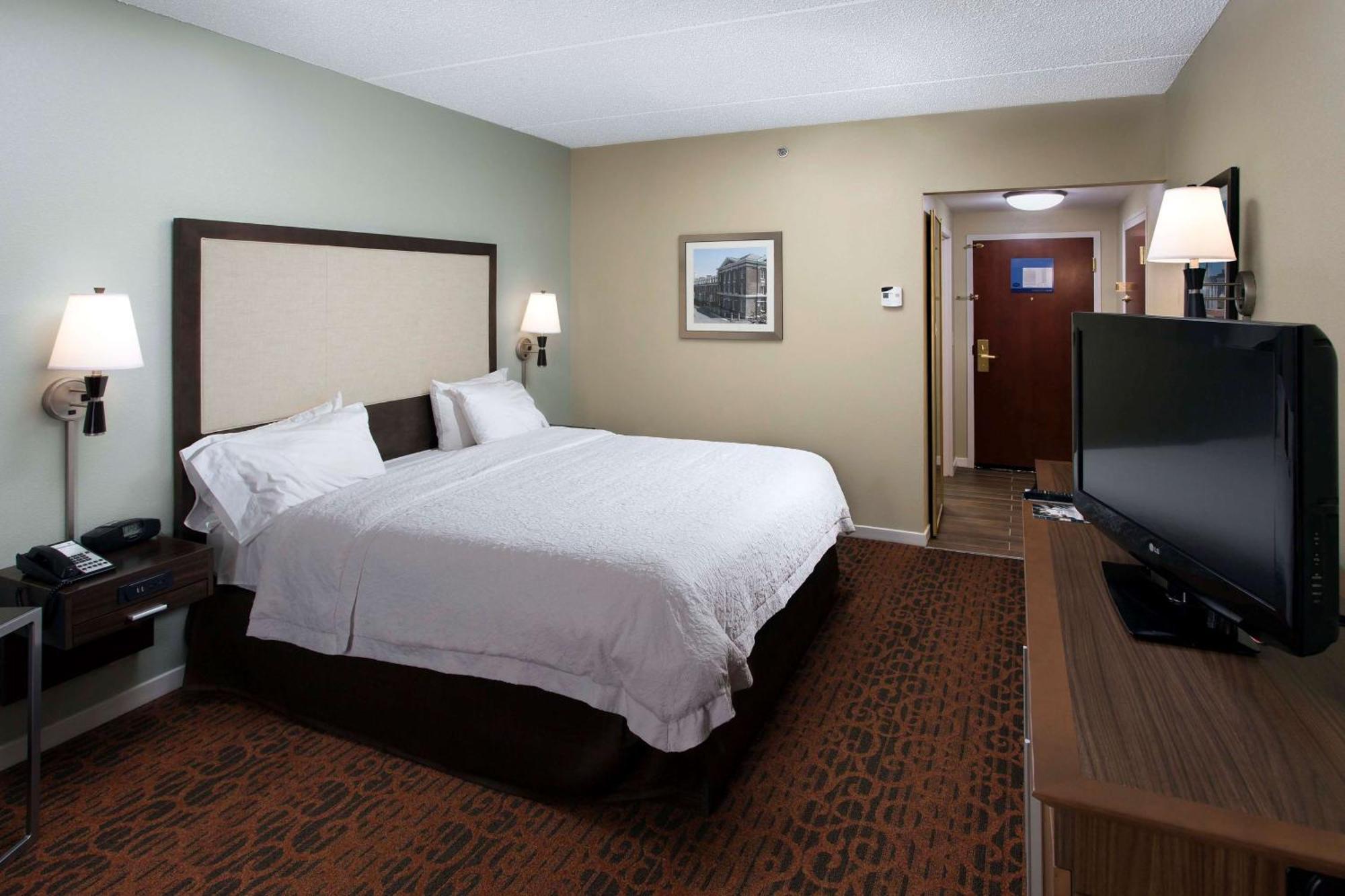 Hampton Inn Трой Экстерьер фото