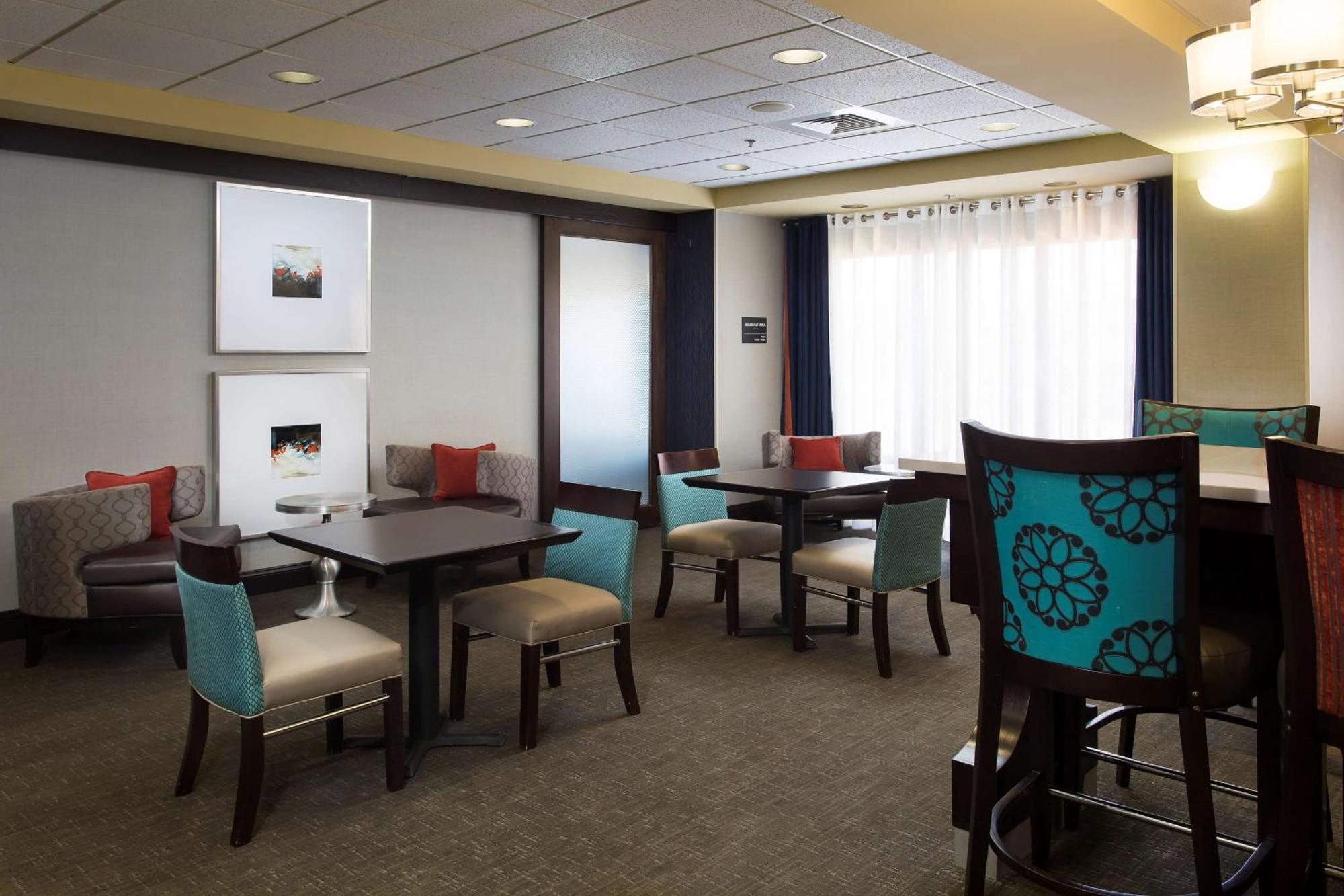 Hampton Inn Трой Экстерьер фото
